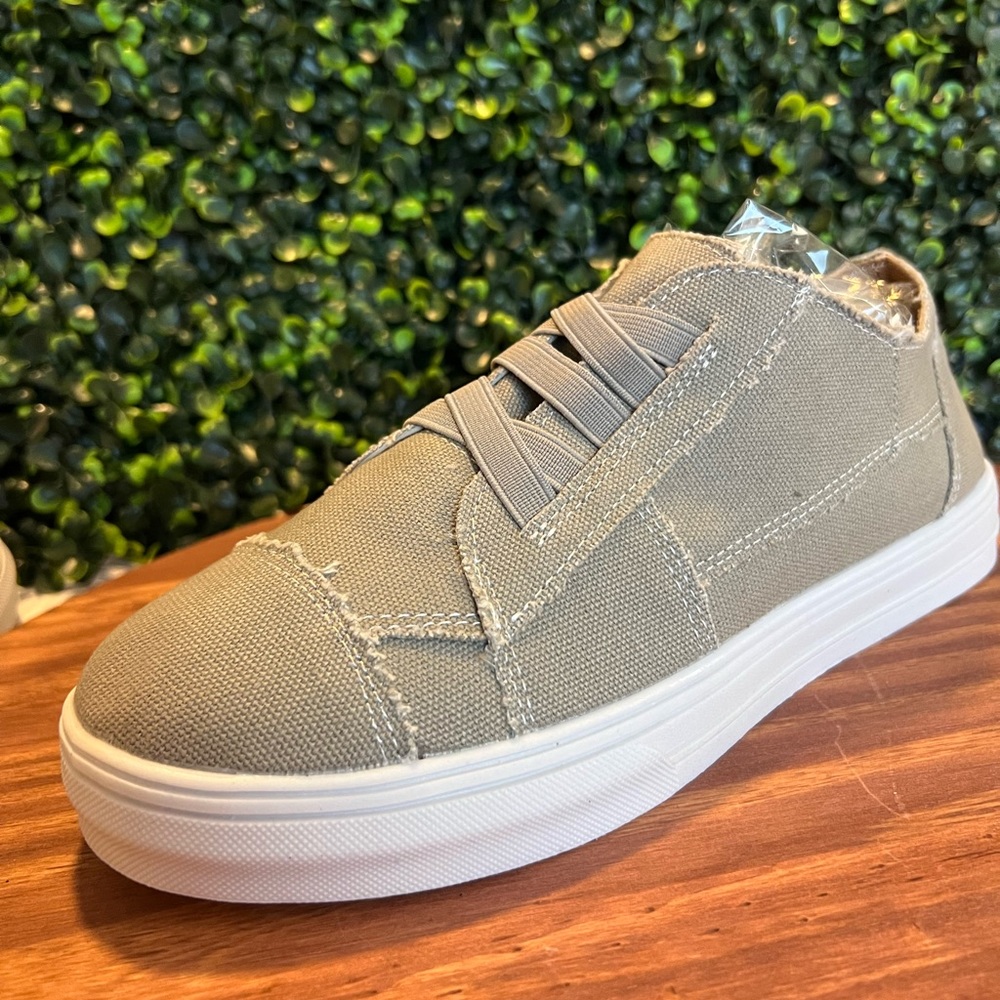 NEW Olive Green Elastic Lace Women’s Shoes- Size 8 - Picture 5 of 11